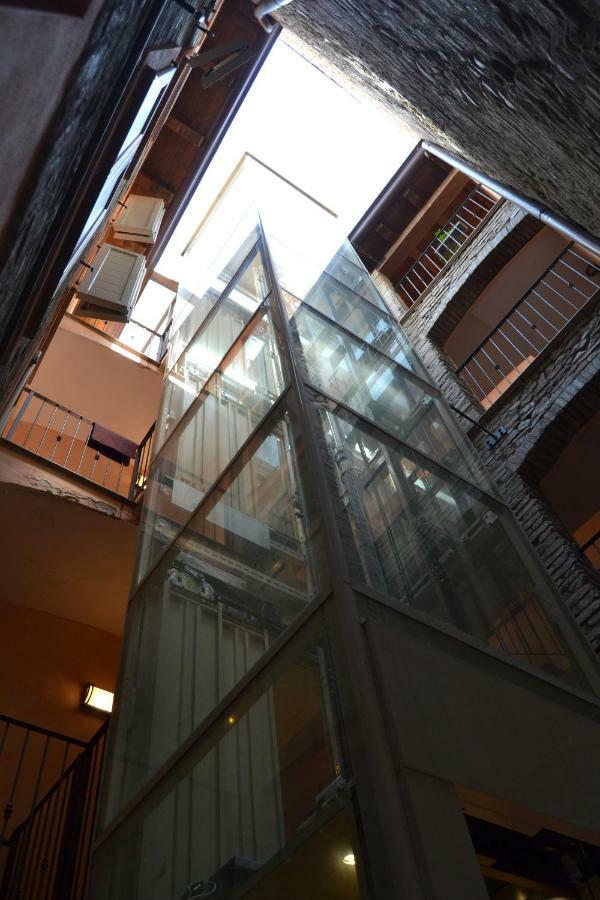 Downtown In Parma Apartment Exterior foto