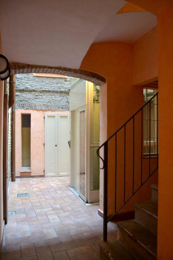 Downtown In Parma Apartment Exterior foto