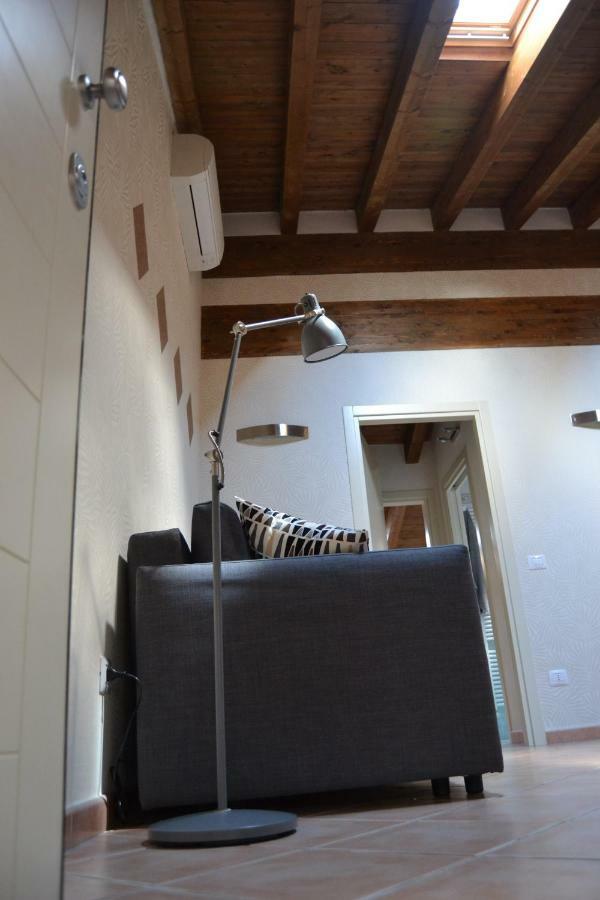 Downtown In Parma Apartment Exterior foto